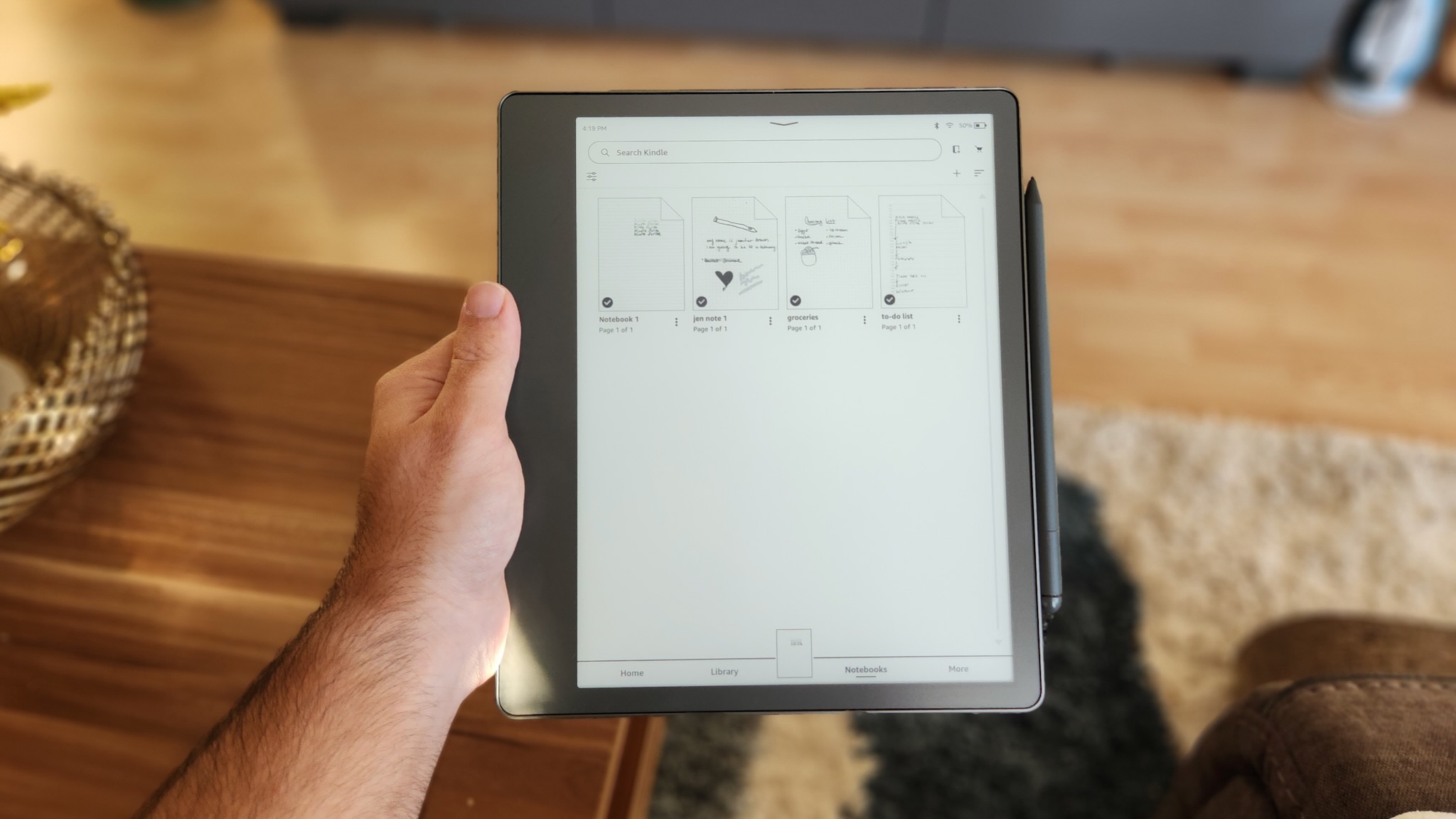 برگه Notebook یادداشت‌های مختلفی را در Amazon Kindle Scribe نشان می‌دهد