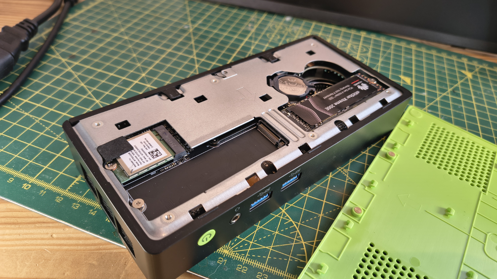 GMKtec NucBox K13 Mini PC