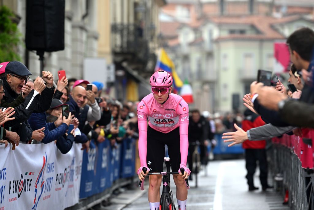ACQUI TERME ITALY MAY 07 Tadej Pogacar of Slovenia and UAE Team Emirates Pink Leader Jersey prior to the 107th Giro dItalia 2024 Stage 4 a 190km stage from Acqui Terme to Andora UCIWT on May 07 2024 in Acqui Terme Italy Photo by Dario BelingheriGetty Images