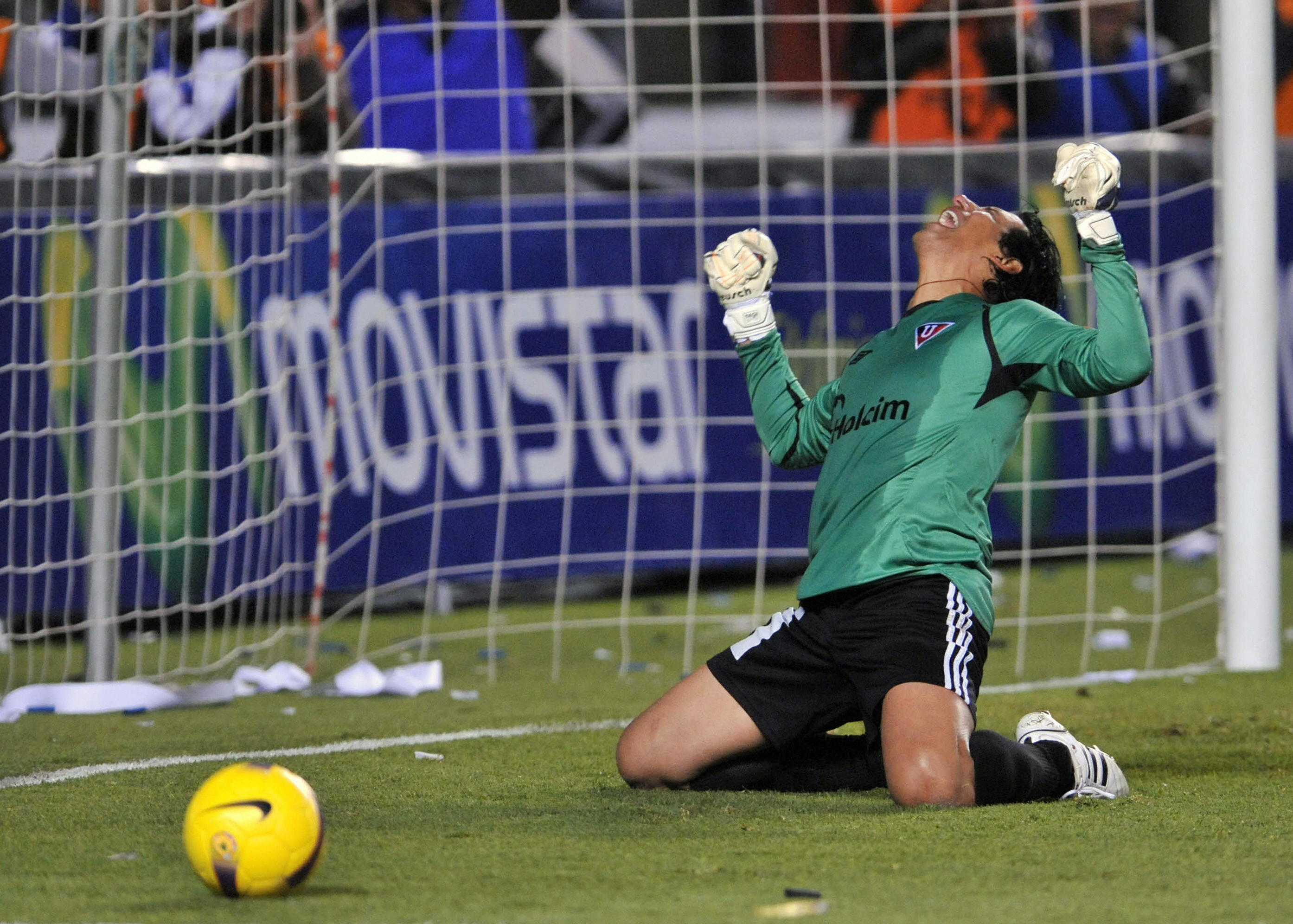 Ecuador's Liga de Quito goalkeeper Jose Cevallos celebrates their win over Argentina's San Lorenzo in the Copa Libertadores quarter-final in May 2008.