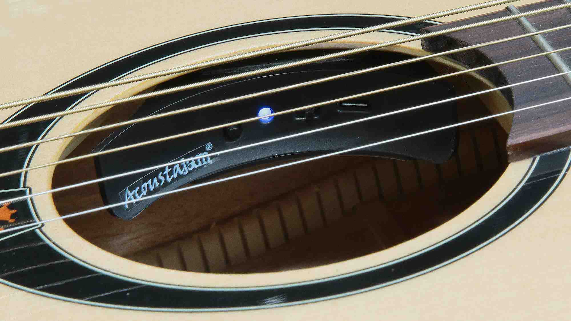 brown Guitar Feedback Buster Instrument de musique portable Accessoire Guitar Sound Buffe pour tout technicien de guitare