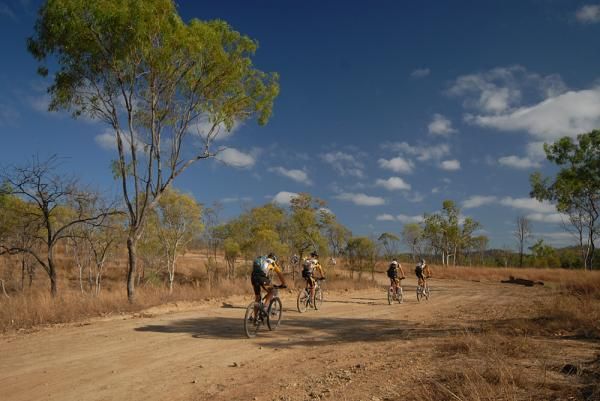 The heat melted the peloton on stage 6