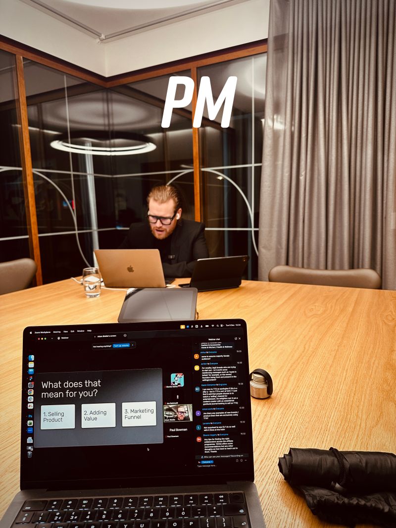 GH05T por Adam Biddle