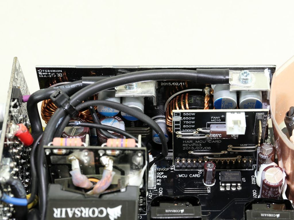 Corsair RM650x PSU Interior Component Analysis