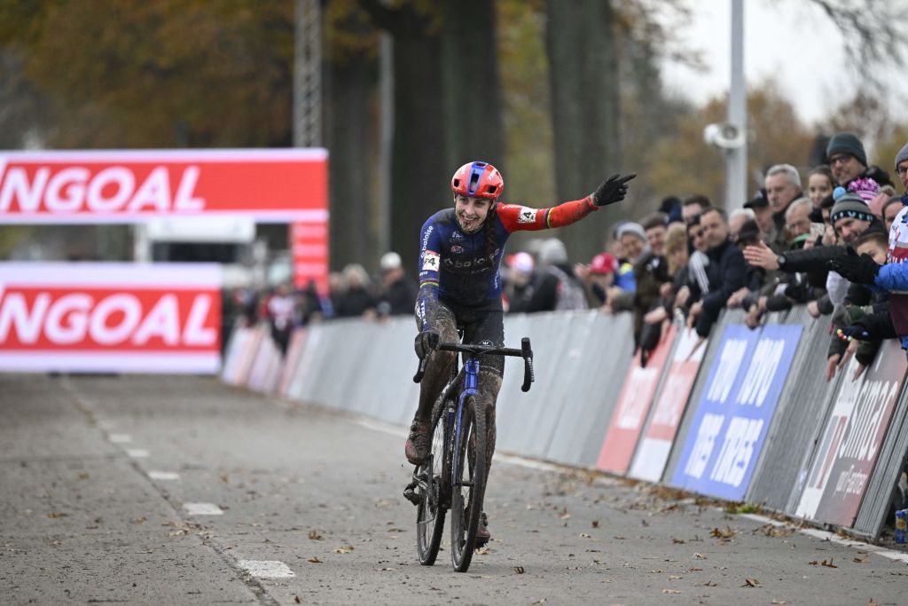Lucinda Brand (Baloise Trek Lions) finished second at Dendermonde World Cup