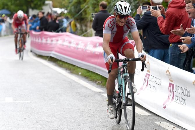 Michal Kwiatkowski (Poland) makes his winning attack at Worlds