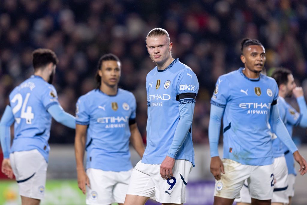 Erling Håland of Manchester City looks on during the Premier League match between Brentford FC and Manchester City FC at Gtech Community Stadium on January 14, 2025 in Brentford, England.