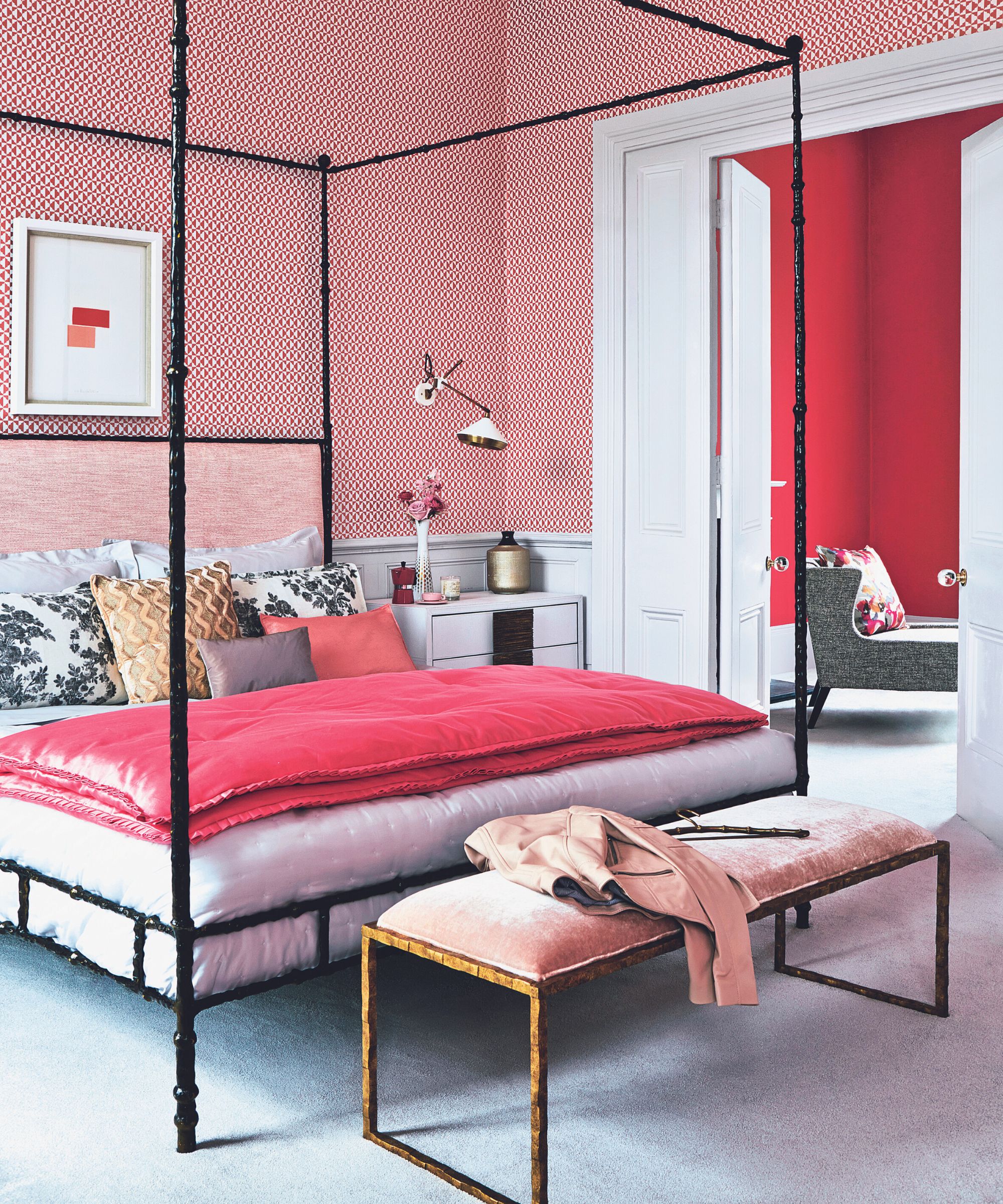 How do I Feng Shui my bedroom for good luck? 5 expert ways | Homes ...