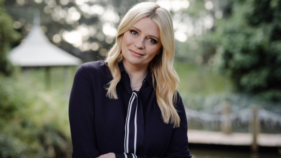 10 things to know about Neighbours, according to its stars