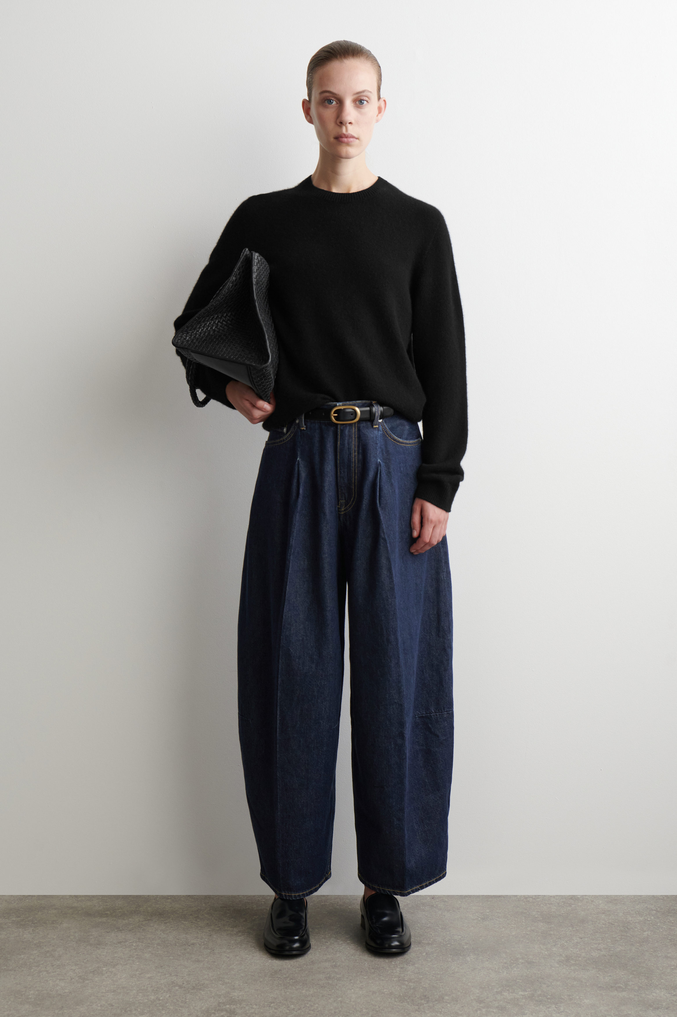 Twine Barrel-Leg Jeans