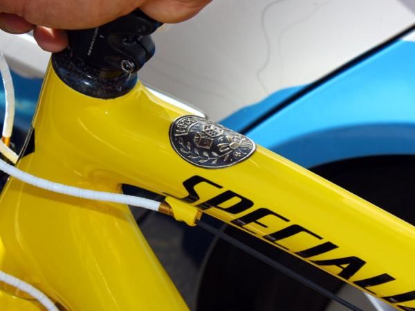 Cancellara's Roman-inspired shield adorns the top tube as usual.
