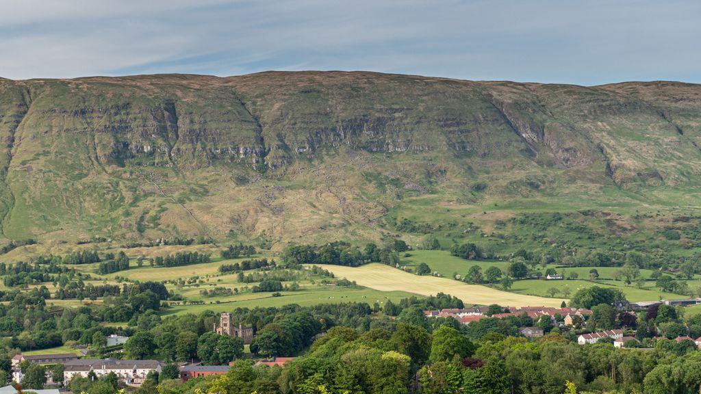 One Hundred Hill Walks Around Glasgow