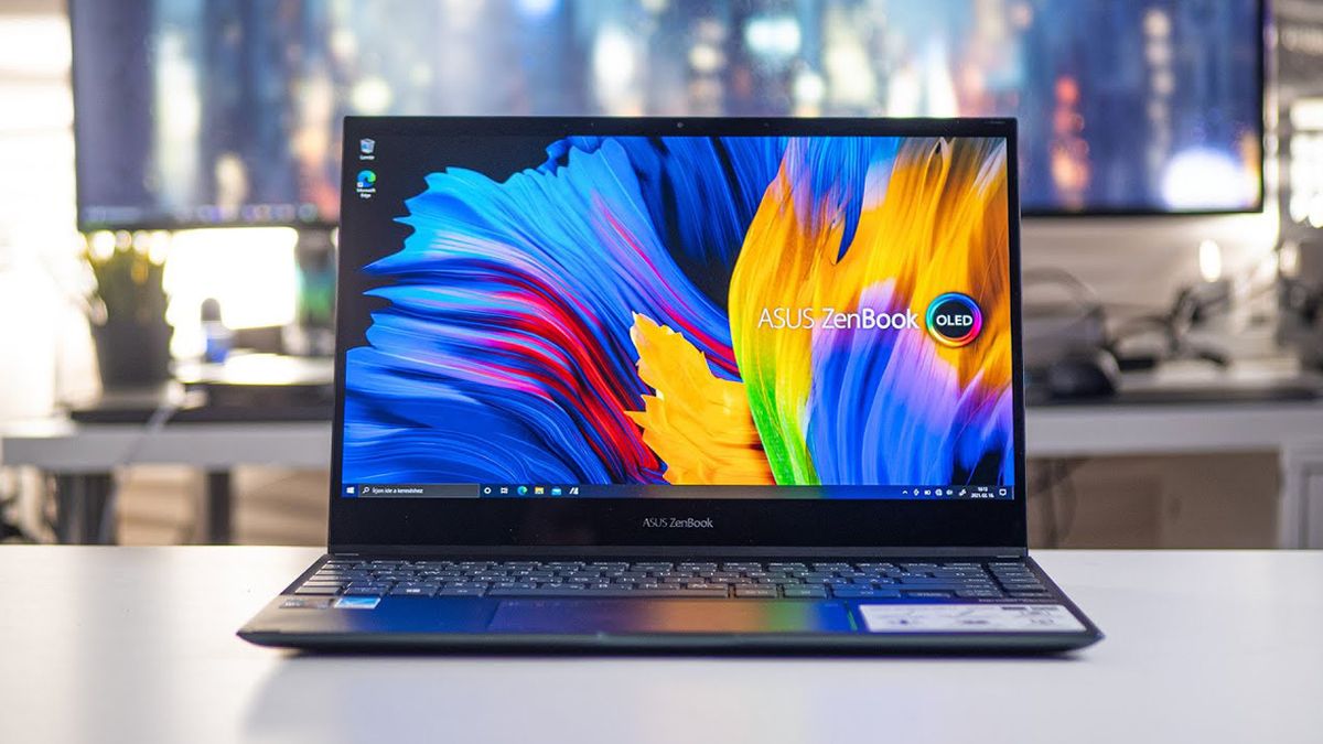 Save $130 On The Asus Zenbook Flip With Intel's Back-to-school Pricing 