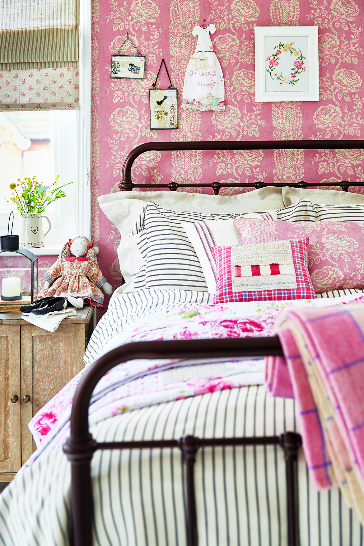 country vintage bedroom