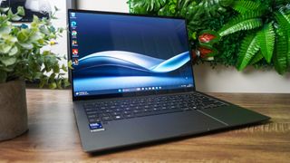 Asus Zenbook S 14