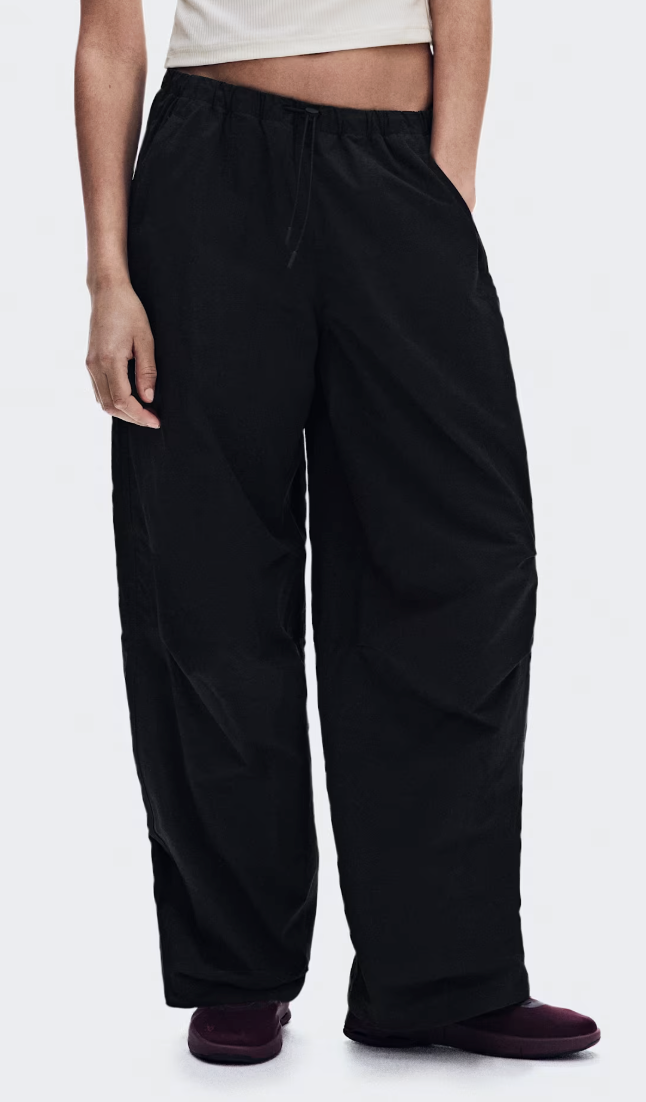 On, Parachute Pants Kasha