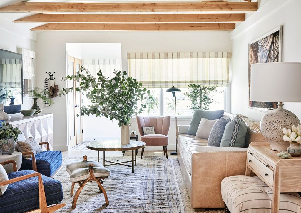 20 spaces that show off blue and white decor – stylishly | Homes and ...