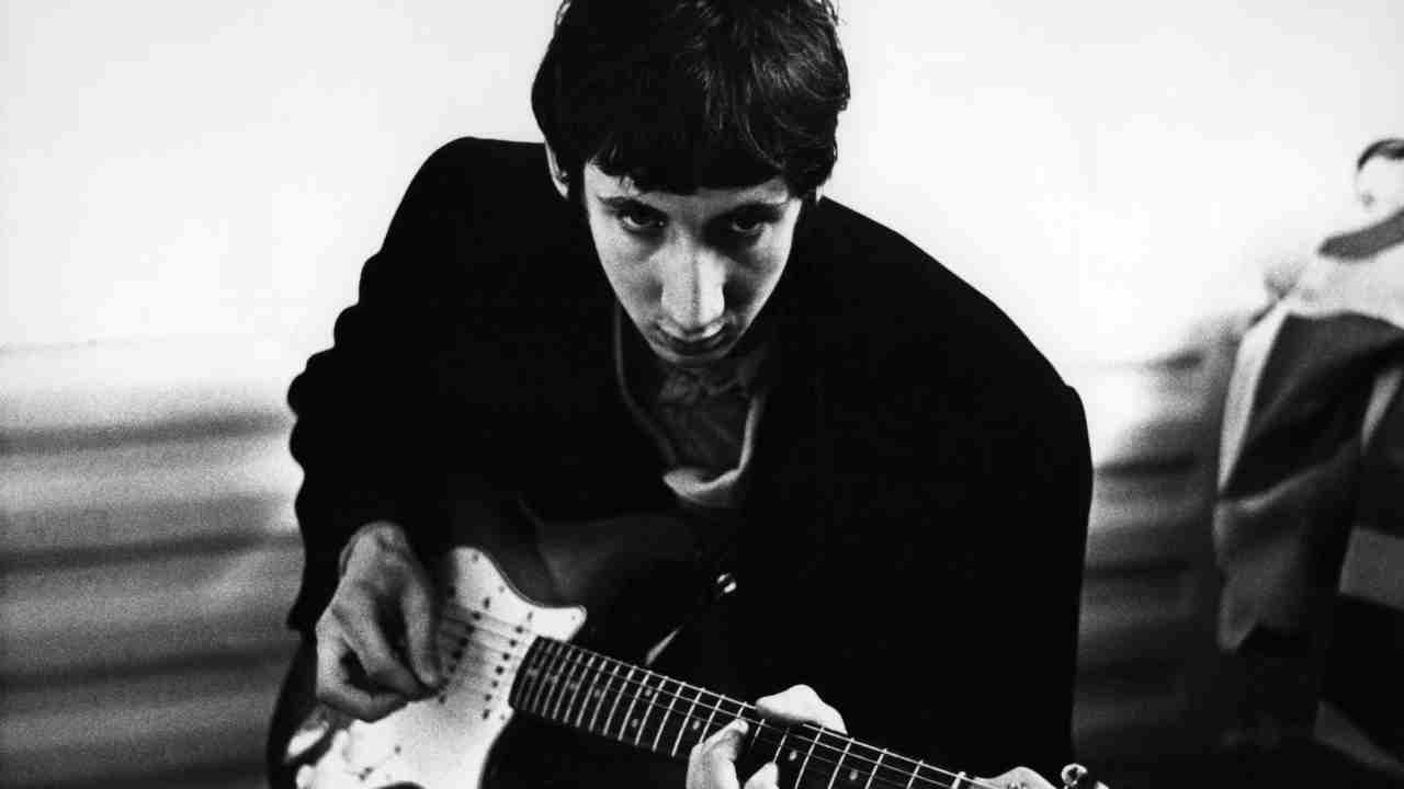 The Who&amp;rsquo;s Pete Townshend posing for a photograph with a guitar in 1967
