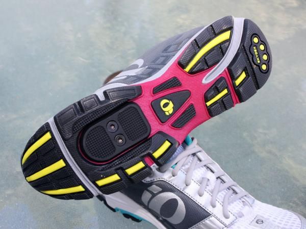 The Pearl Izumi X-Alp Fuel sole is clearly intended primarily for pavement use.