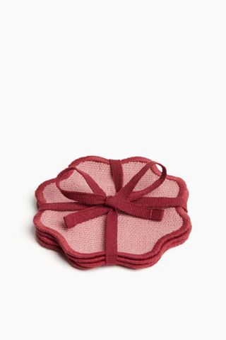 4-pack scallop-edged coasters