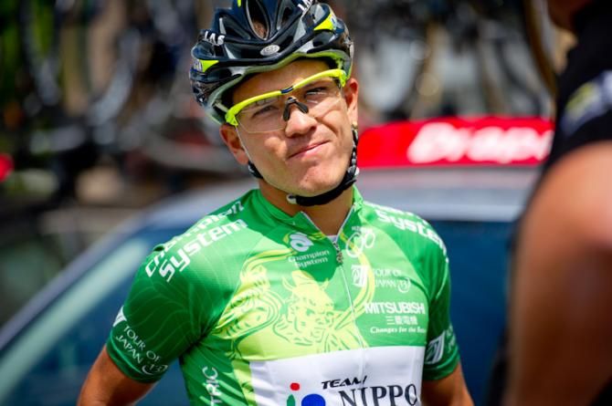 The race leader Julian David Arredondo (Team Nippo - De Rosa) before the start