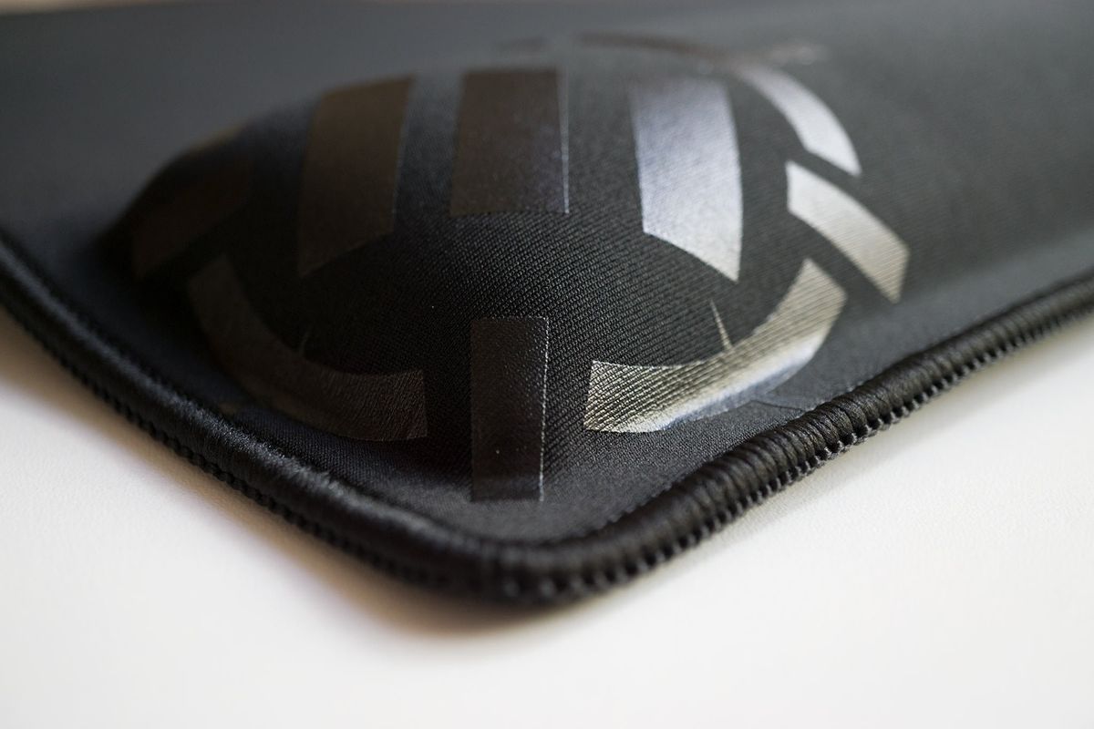 ENHANCE XXL Mousepad