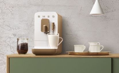 SMEG BCC02 Automatic Coffee Machine