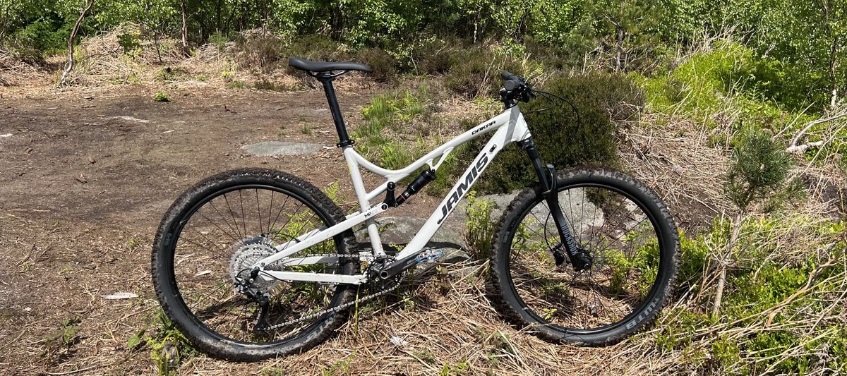 Jamis Dakar MTB on a trail