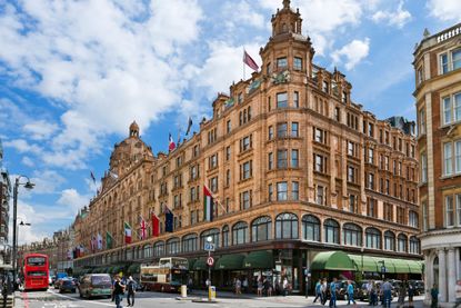 Harrods department store, Brompton Road, Knightsbridge, London, England, UK