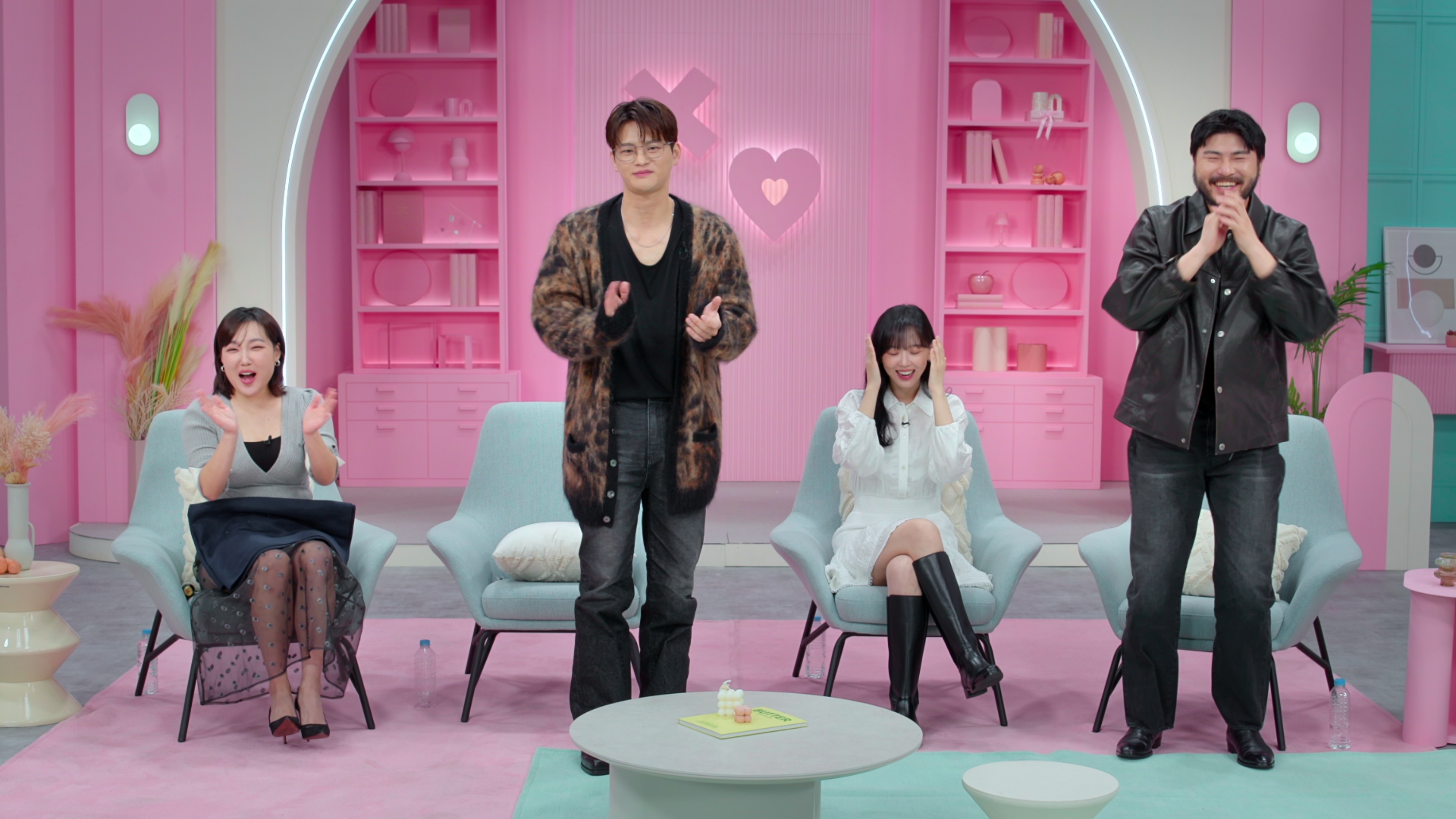 'Better Late Than Single' hosts Lee Eun-ji, Seo In-guk, Kang Han-na, and Car, the Garden.