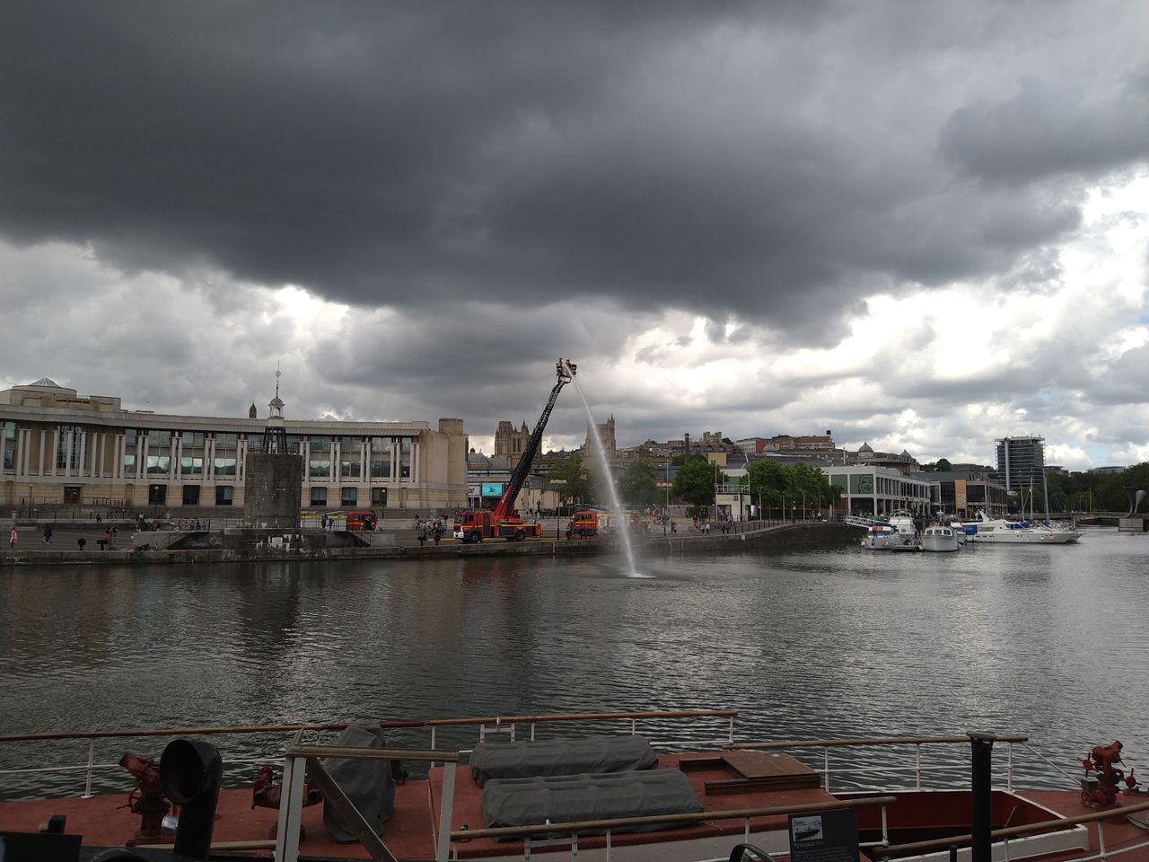 The murky, muggy tone of the shot is pretty accurate, but notice the clouds get a little overexposed