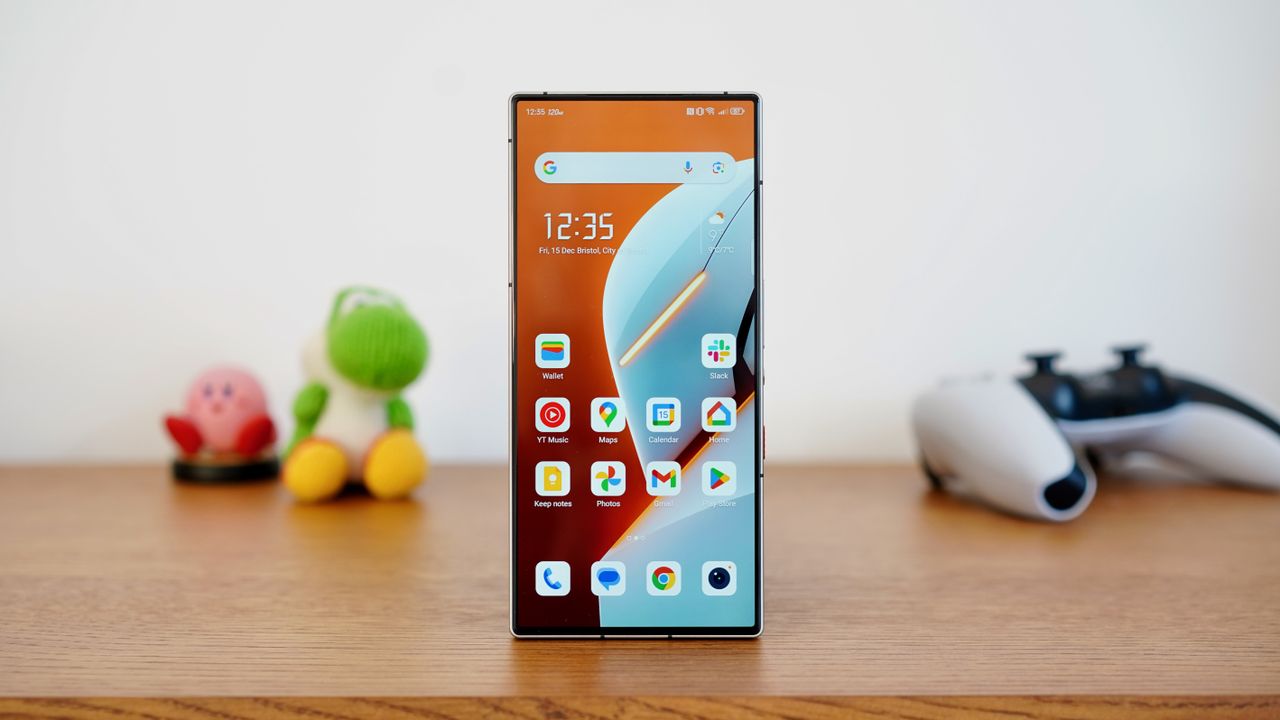 Nubia Red Magic 9 Pro review front table upright