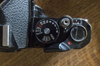 The G9 X Mark II's macro mode lets you focus pretty close – this is at ISO5000 as well