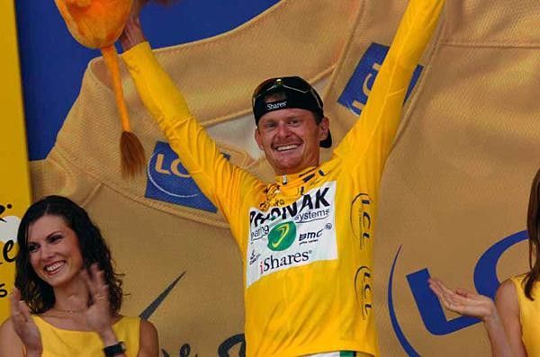 Floyd Landis (Phonak) salutes