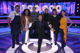 Curtis Stone, Kym Whitley, Tony Hawk, Michael McIntyre, Chris Kattan, Christina Ricci and Jackie Tohn standing together on stage in The Wheel US