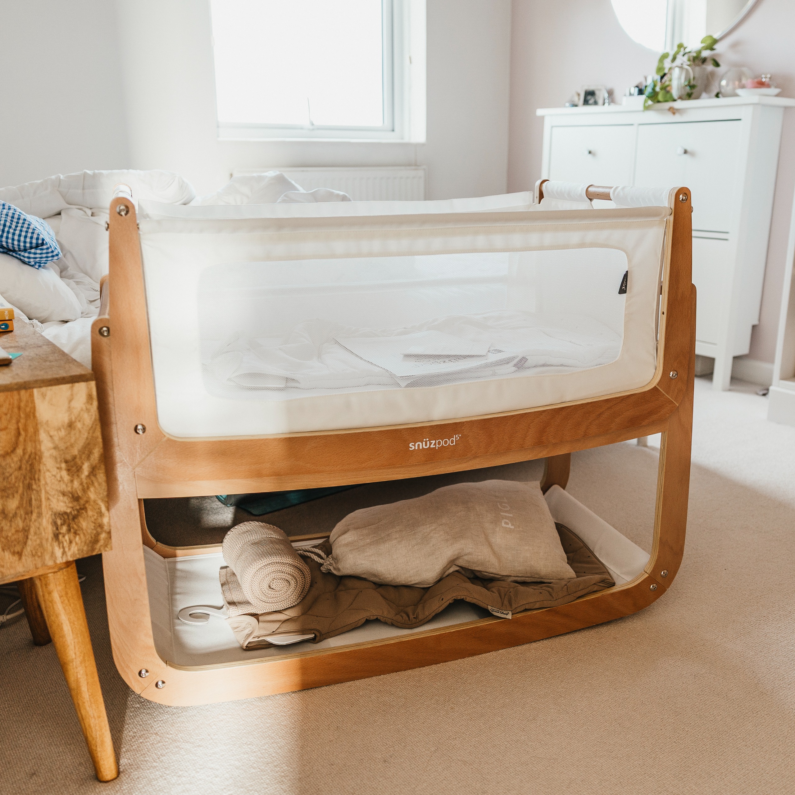 The SnuzPod 5 assembled in a bedroom