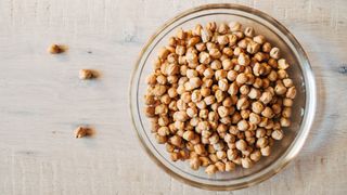 Bowl of dried chickpeas