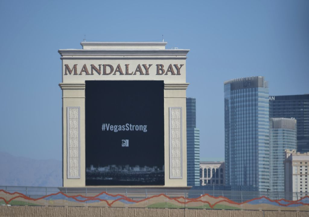 Mandalay Bay&amp;#039;s sign.