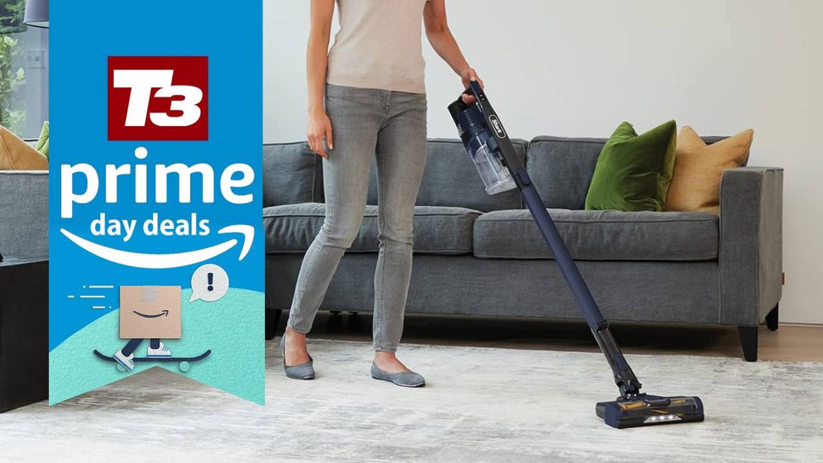 Shark Cordless Vacuum Cleaner drop 