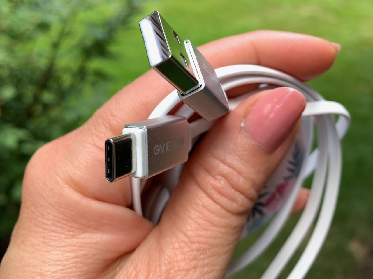 GVIEWIN Retractable Charging Cable