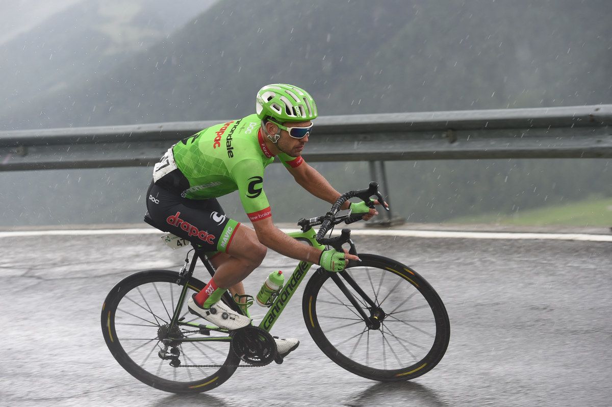 Paddy Bevin (Cannondale-Drapac) riding through the rain
