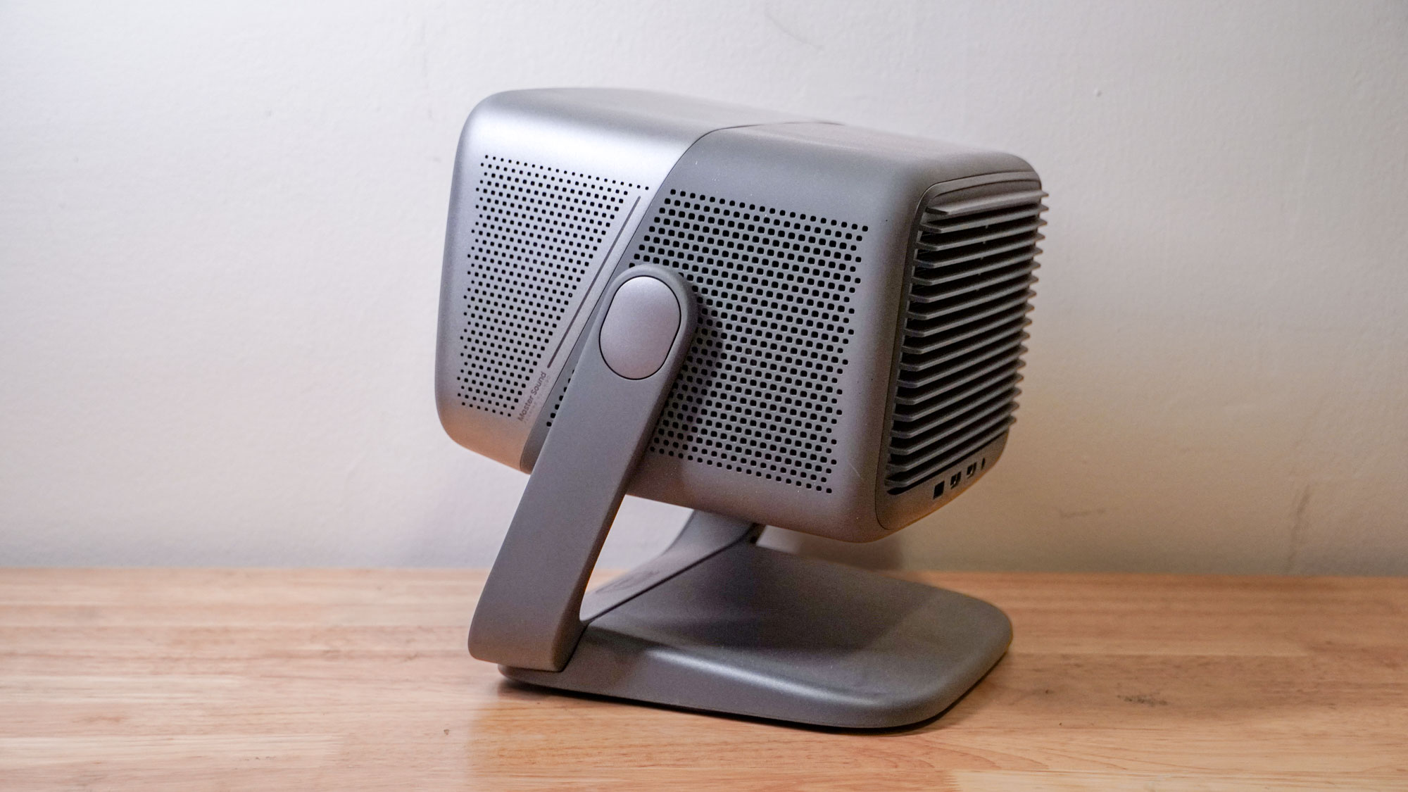 A side view of the JMGO N1S Ultimate projector.