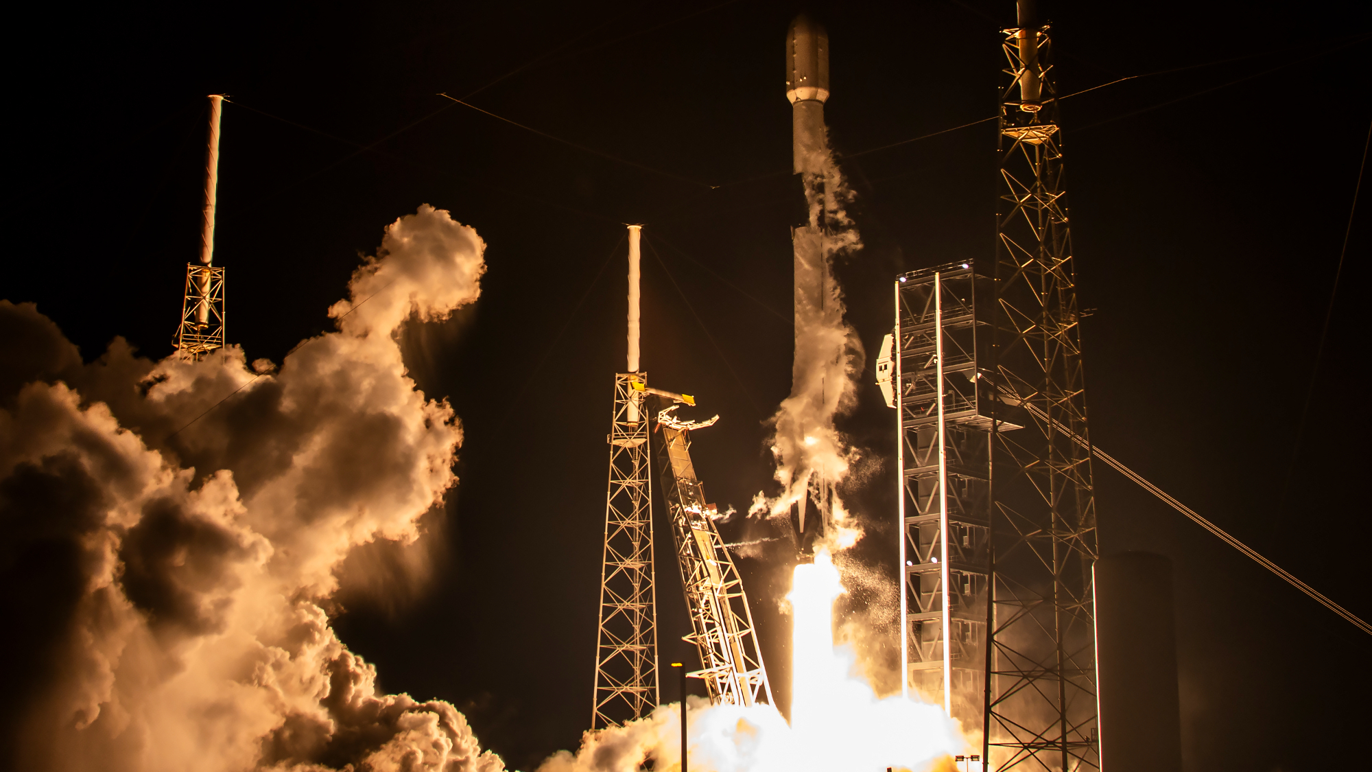 A SpaceX Falcon 9 rocket launches 23 Starlink satellites from Florida on May 20, 2025.