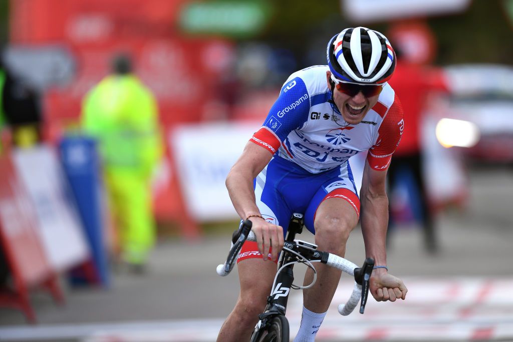 ALTO DE LA FARRAPONA LAGOS DE SOMIEDO SPAIN OCTOBER 31 Arrival David Gaudu of France and Team Groupama FDJ Celebration during the 75th Tour of Spain 2020 Stage 11 a 170km stage from Villaviciosa to Alto de La Farrapona Lagos de Somiedo 1708m lavuelta LaVuelta20 La Vuelta on October 31 2020 in Alto de La Farrapona Lagos de Somiedo Spain Photo by David RamosGetty Images