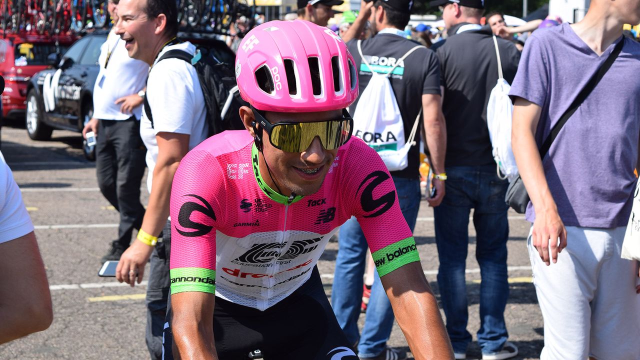 Dani Martinez wears POC Crave sunglasses alongside the POC Ventral helmet