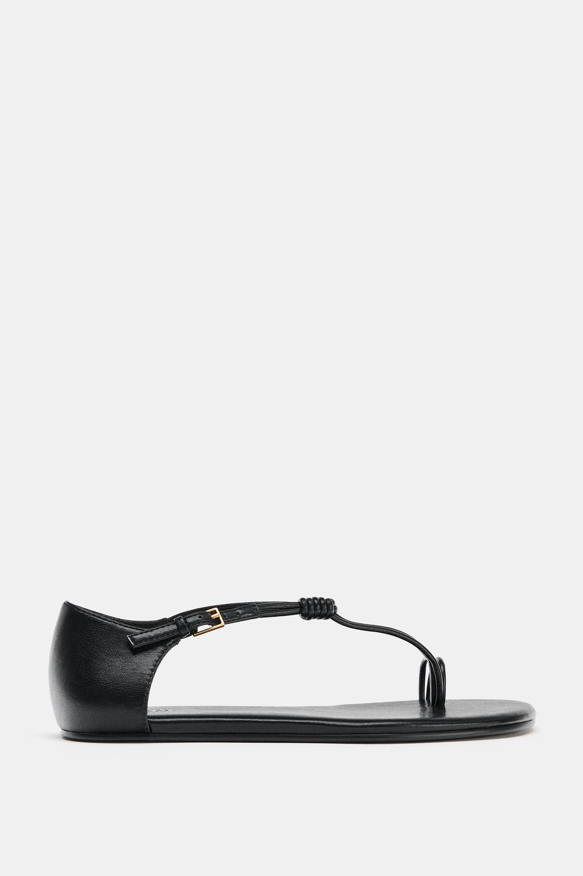 Flat Toe-Ring Sandals