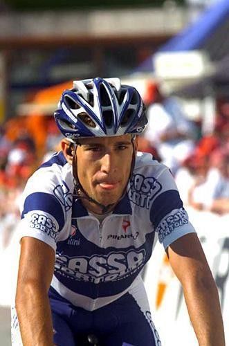 Vincenzo Nibali (Fassa Bortolo) finishes