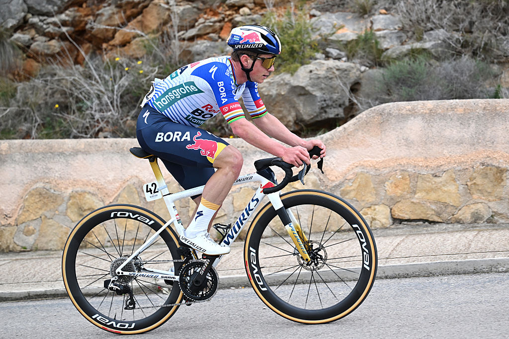 TEULADA MORAIRA, SPAIN - FEBRUARY 07: Remco Evenepoel of Belgium and Team Red Bull - BORA - hansgrohe attacks during the 77th Volta Comunitat Valenciana 2026, Stage 4 a 172km stage from La Nucia to Teulada Moraira on February 07, 2026 in Teulada Moraira, Spain. (Photo by Szymon Gruchalski/Getty Images)