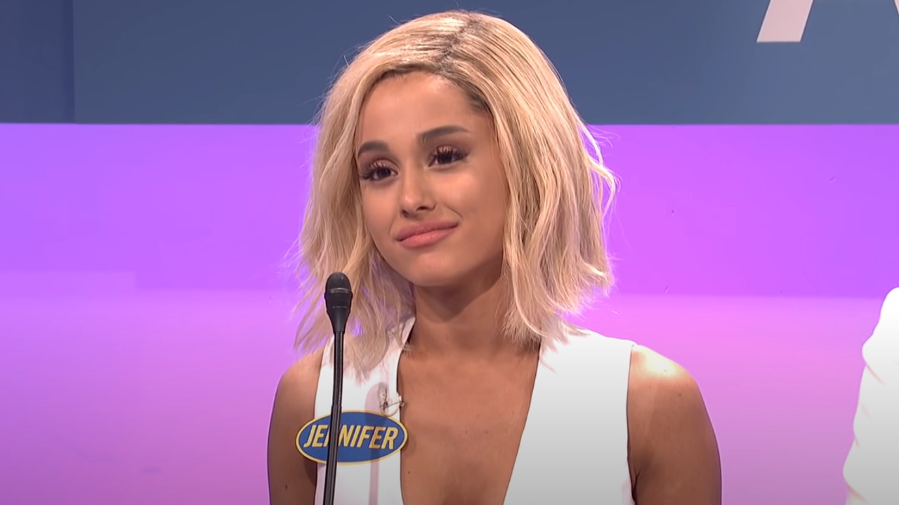 Ariana Grande doing an impersonation of Jennifer Lawrence on SNL