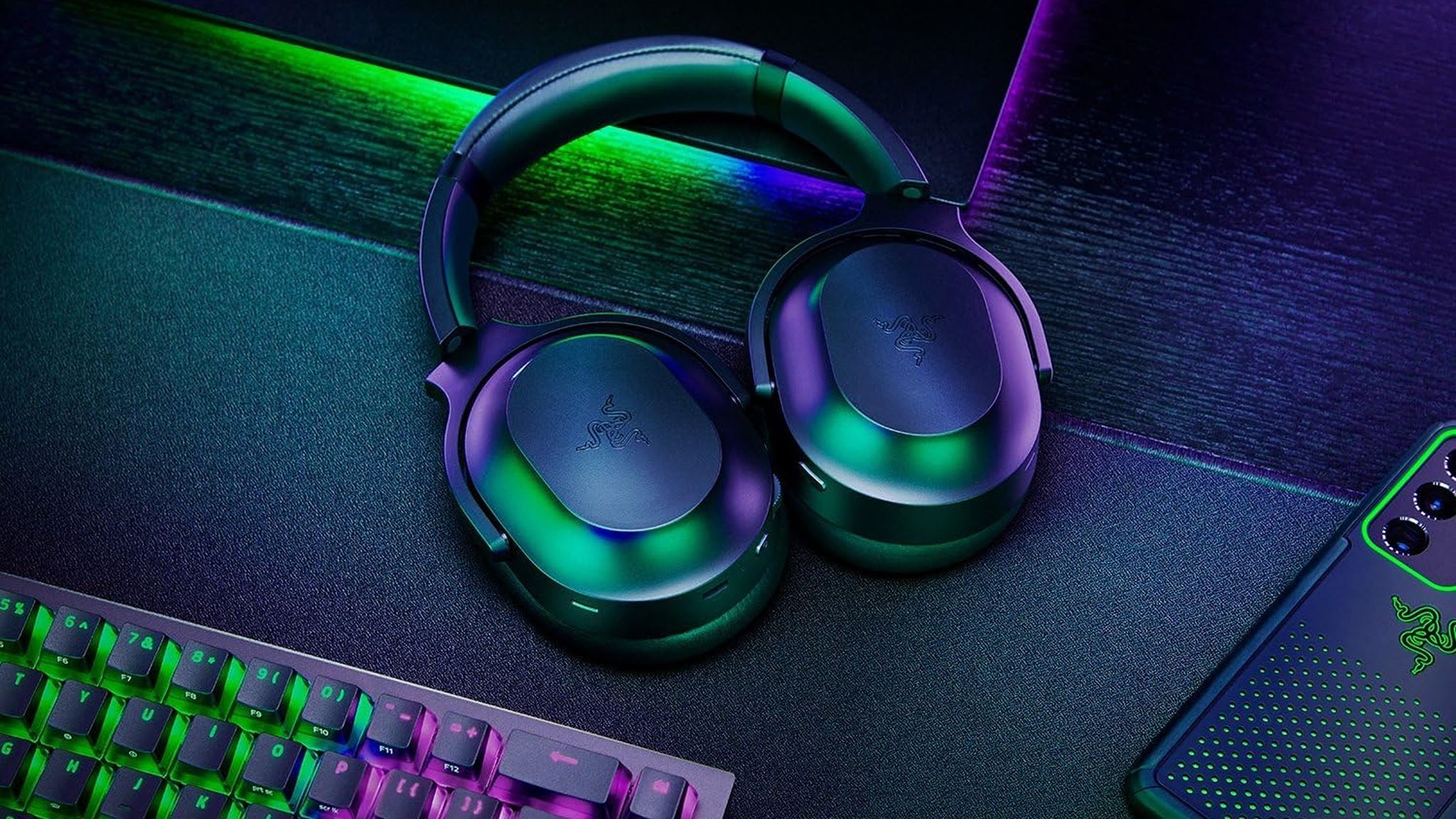 windowscentral.com - Alexander Cope - This dual wireless headset won high marks for great sound, which you can experience for almost half price
